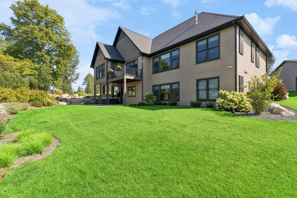 607 Heritage Place Stillwater, MN 55082