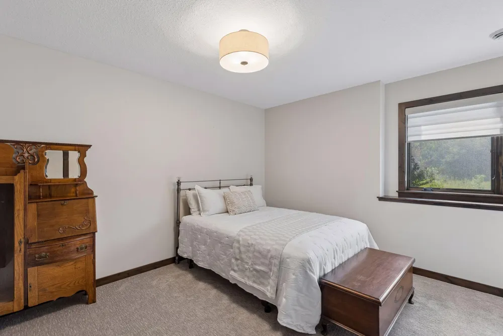 607 Heritage Place Stillwater, MN 55082
