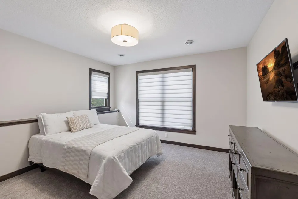607 Heritage Place Stillwater, MN 55082