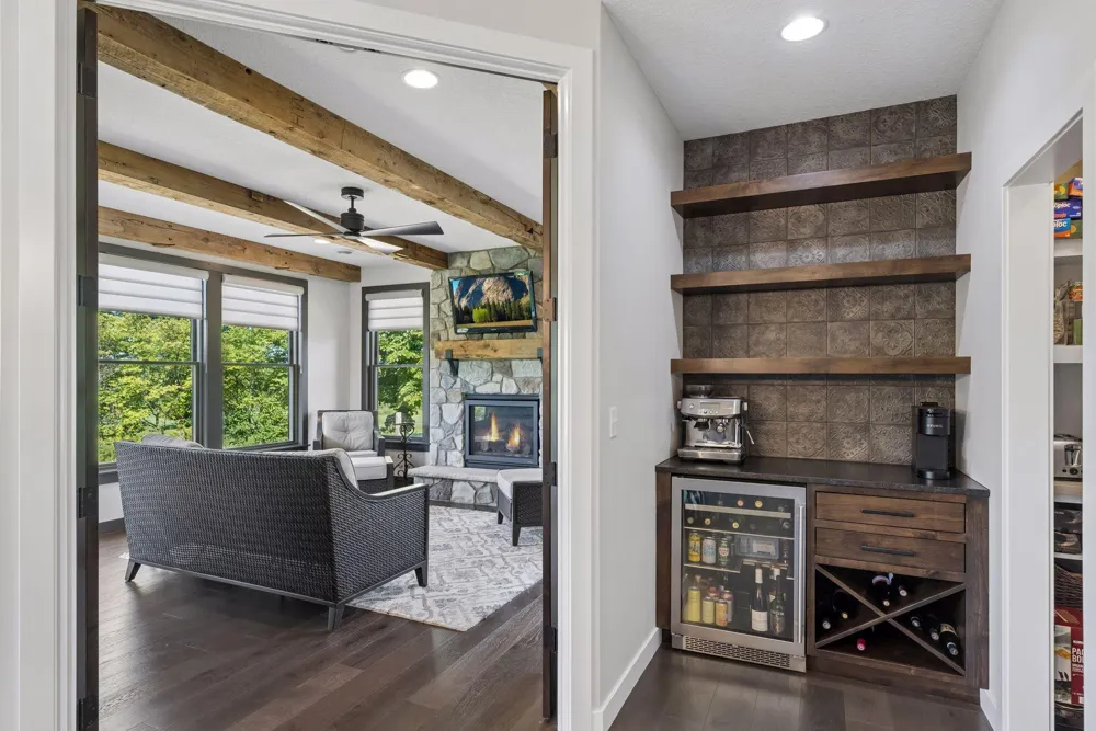 607 Heritage Place Stillwater, MN 55082