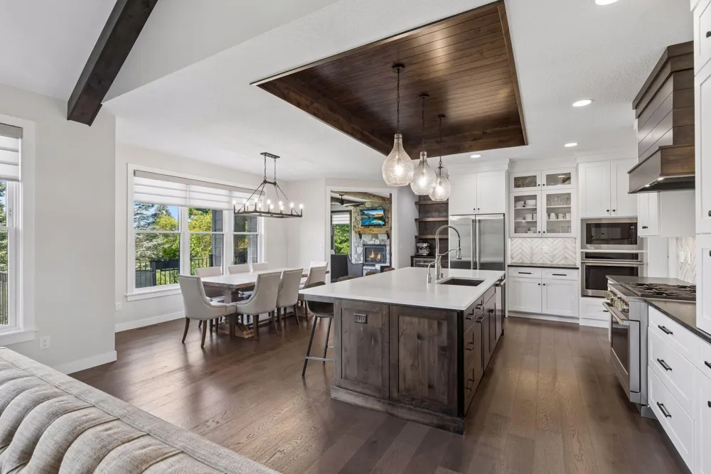 607 Heritage Place Stillwater, MN 55082