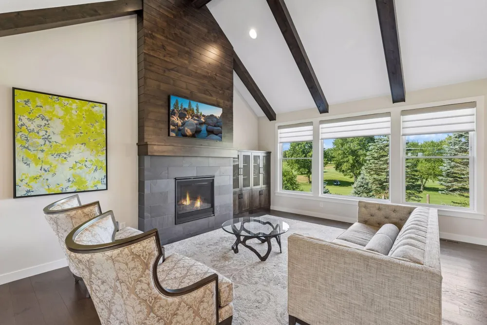 607 Heritage Place Stillwater, MN 55082