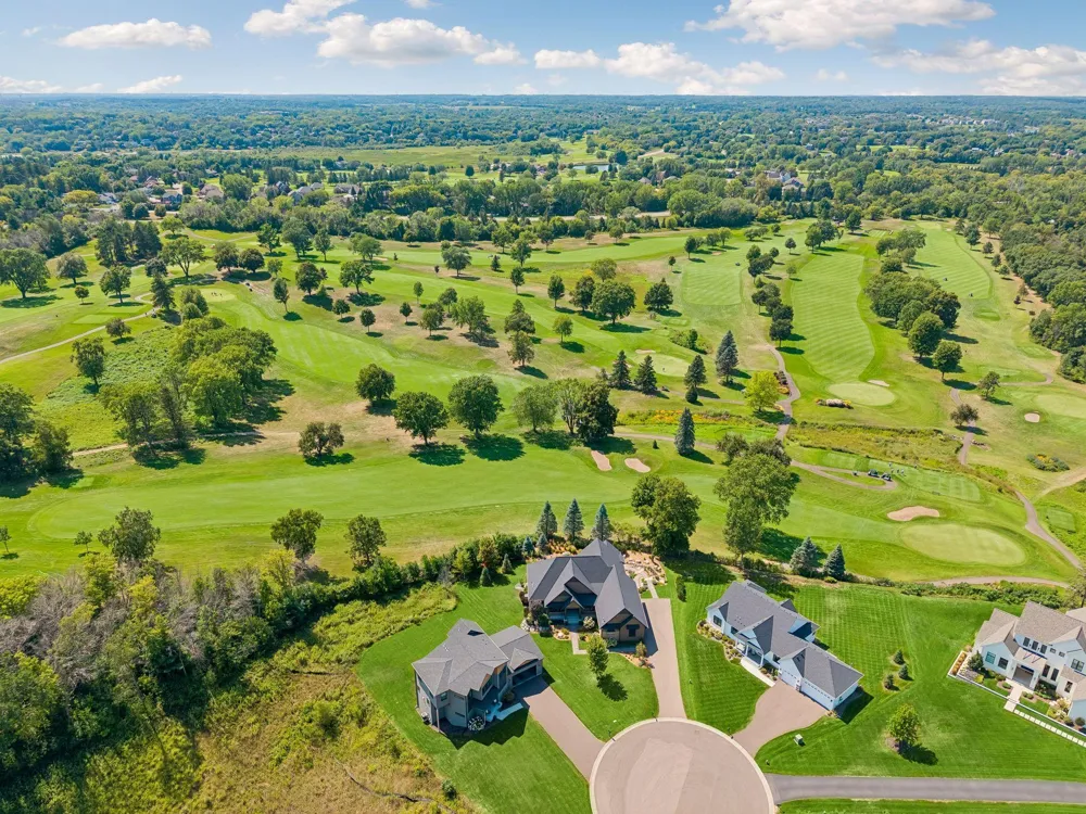 607 Heritage Place Stillwater, MN 55082