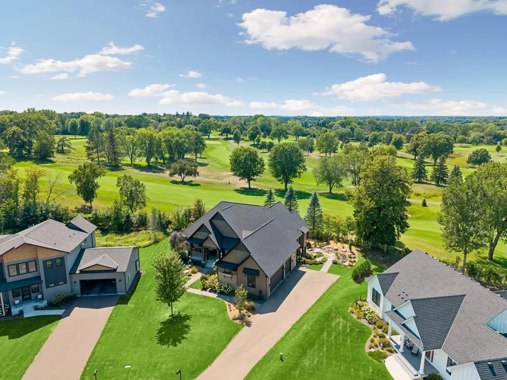 607 Heritage Place Stillwater, MN 55082