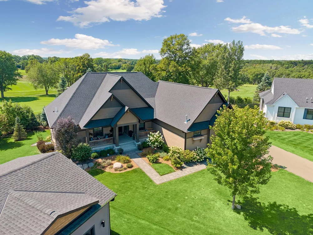607 Heritage Place Stillwater, MN 55082