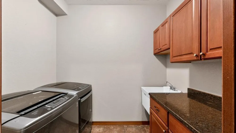 418 Orchard Ridge Road NW Chatfield, MN 55923