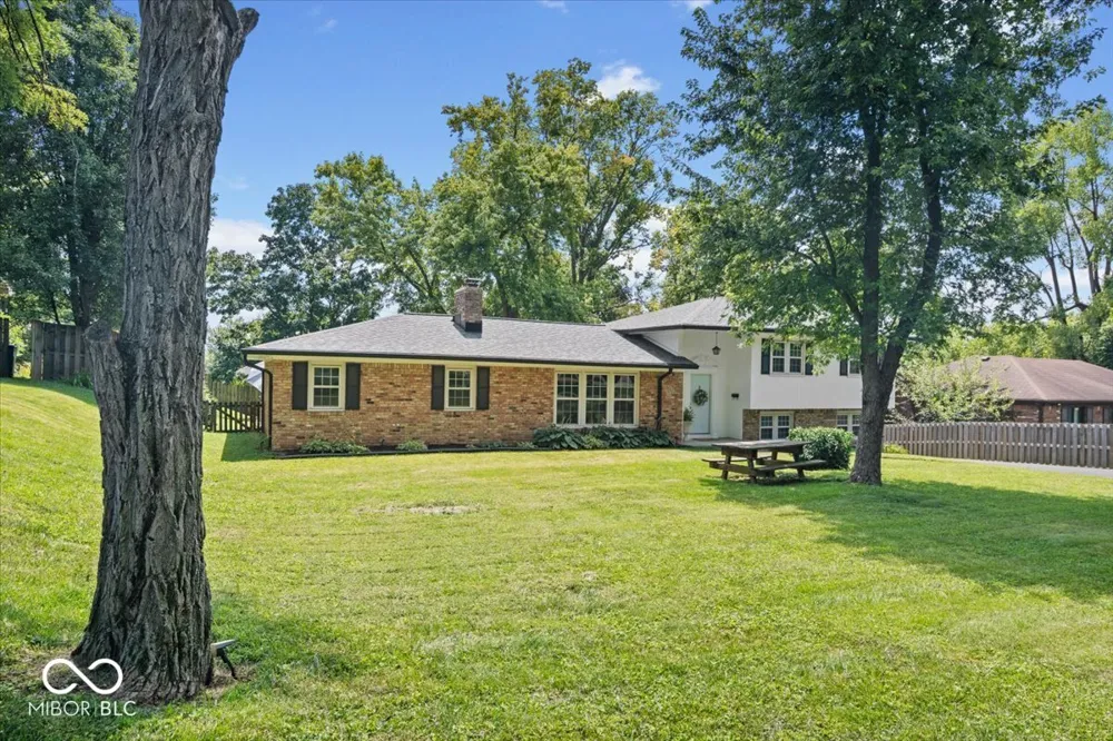 5755 Andover Road Indianapolis, IN 46220