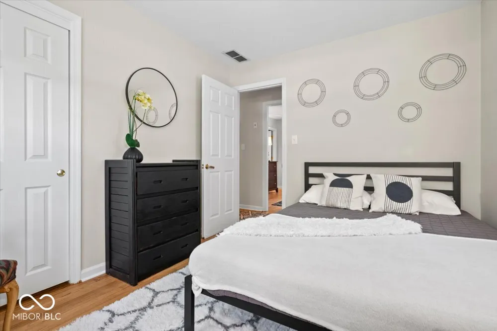 5755 Andover Road Indianapolis, IN 46220