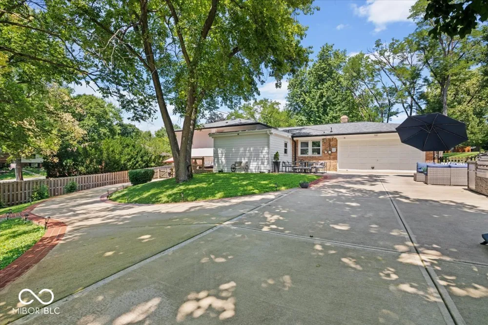 5755 Andover Road Indianapolis, IN 46220