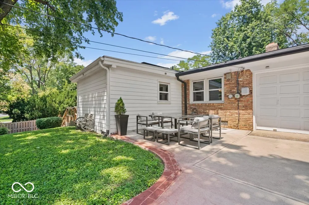 5755 Andover Road Indianapolis, IN 46220