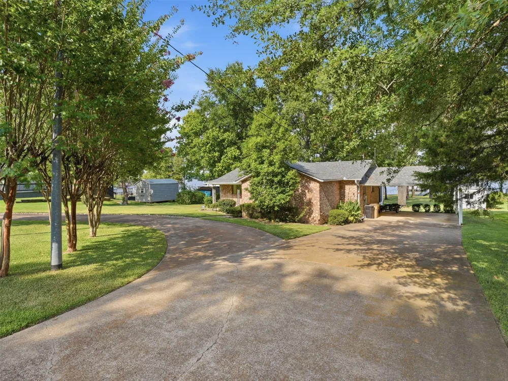 504 CR 2298 Mineola, TX 75773