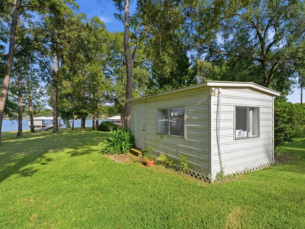 504 CR 2298 Mineola, TX 75773