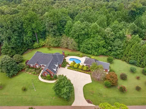 1077 Scales Creek Road