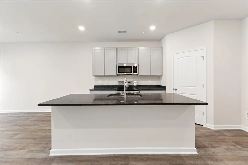 8330 Columbia Court Palmetto, GA 30268