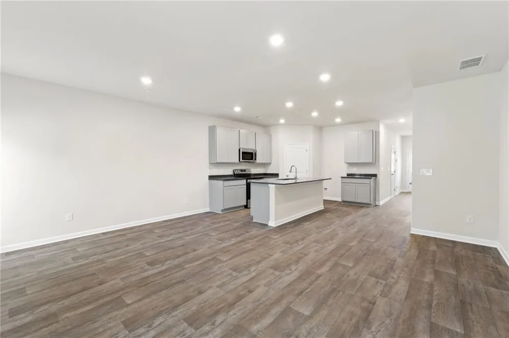 8330 Columbia Court Palmetto, GA 30268