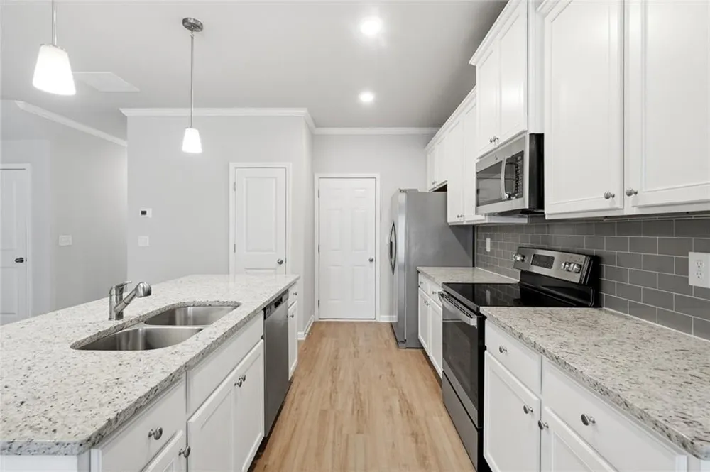 5350 Fox Den Road Oakwood, GA 30566