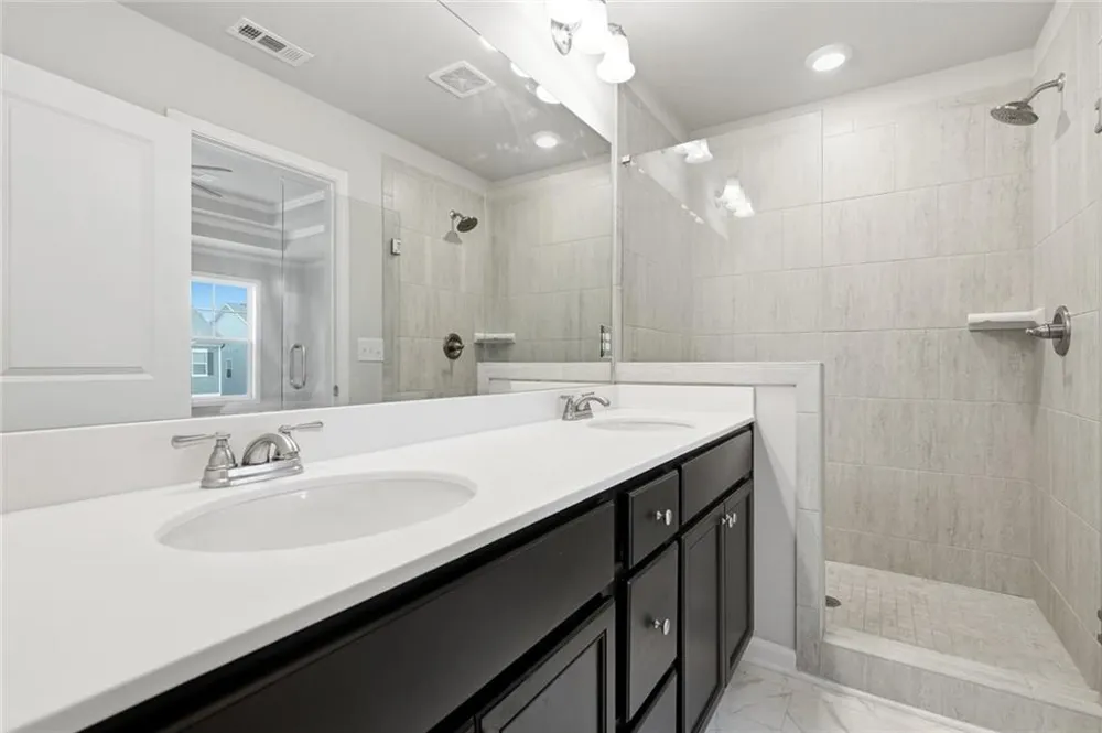 5350 Fox Den Road Oakwood, GA 30566