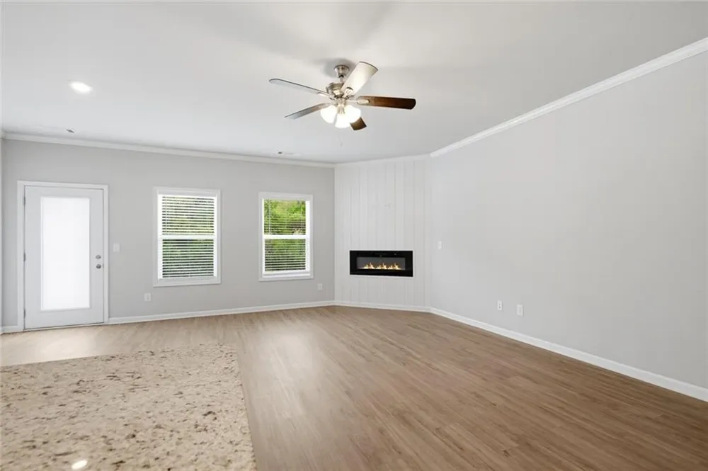 5350 Fox Den Road Oakwood, GA 30566