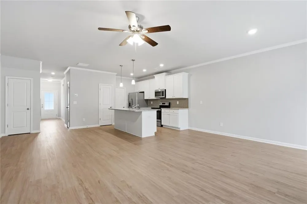 5350 Fox Den Road Oakwood, GA 30566
