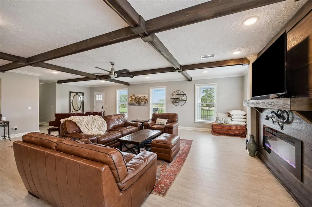 15946 Fm 1094 Cat Spring, TX 78933