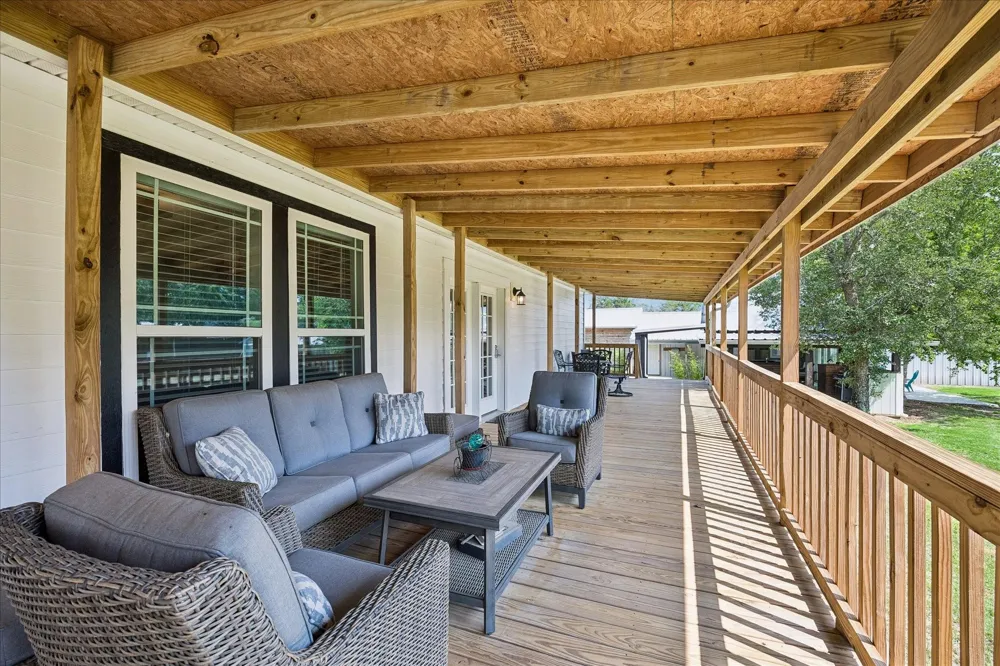 15946 Fm 1094 Cat Spring, TX 78933