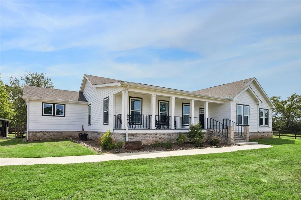15946 Fm 1094 Cat Spring, TX 78933