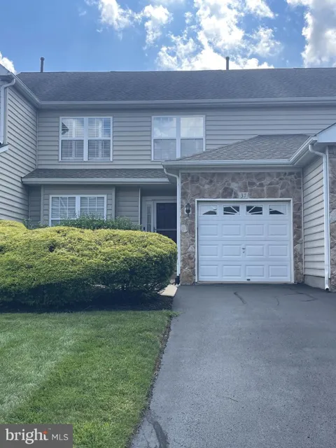 37 PALMER DRIVE
