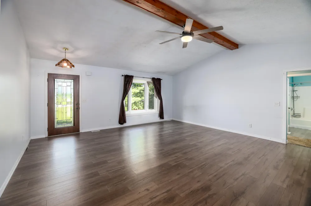 15025 S 376 W Kentland, IN 47951