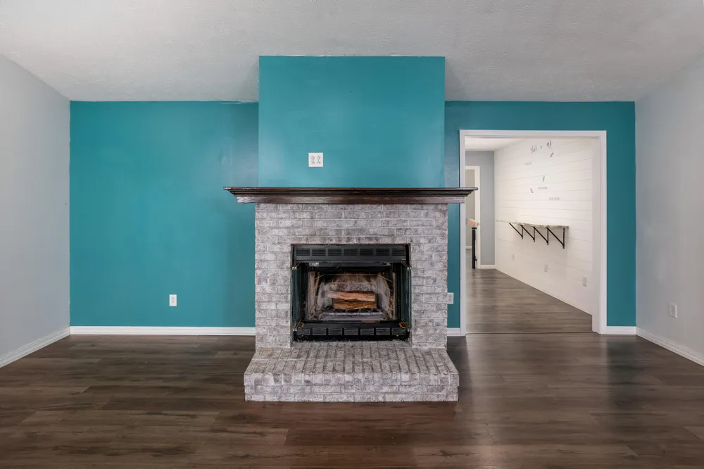15025 S 376 W Kentland, IN 47951