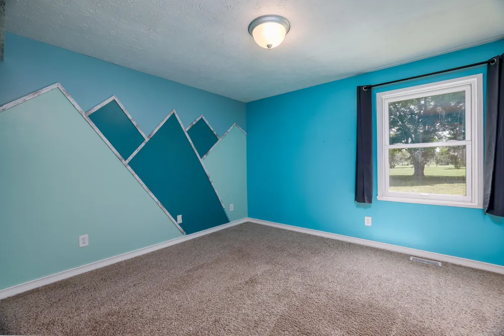 15025 S 376 W Kentland, IN 47951