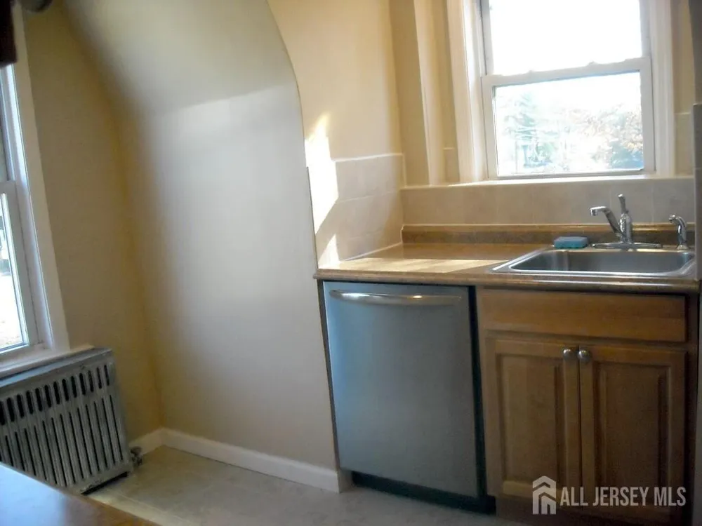 301 Penfield Place #301 Dunellen, NJ 08812
