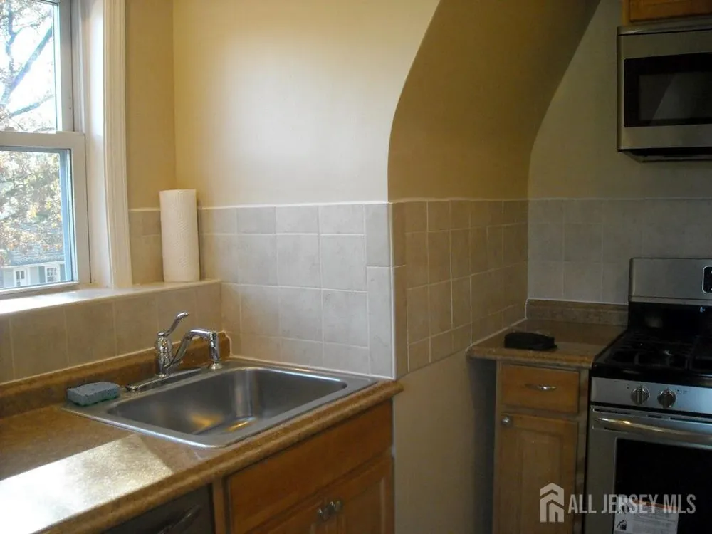301 Penfield Place #301 Dunellen, NJ 08812