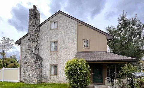 20 Hampshire Drive