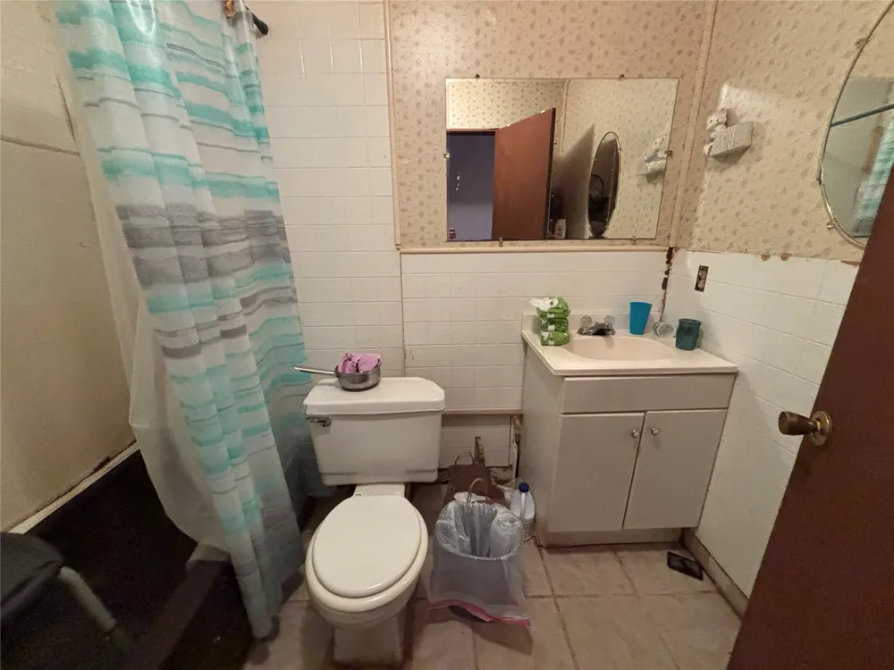 106 Russell Road Caddo, OK 74729