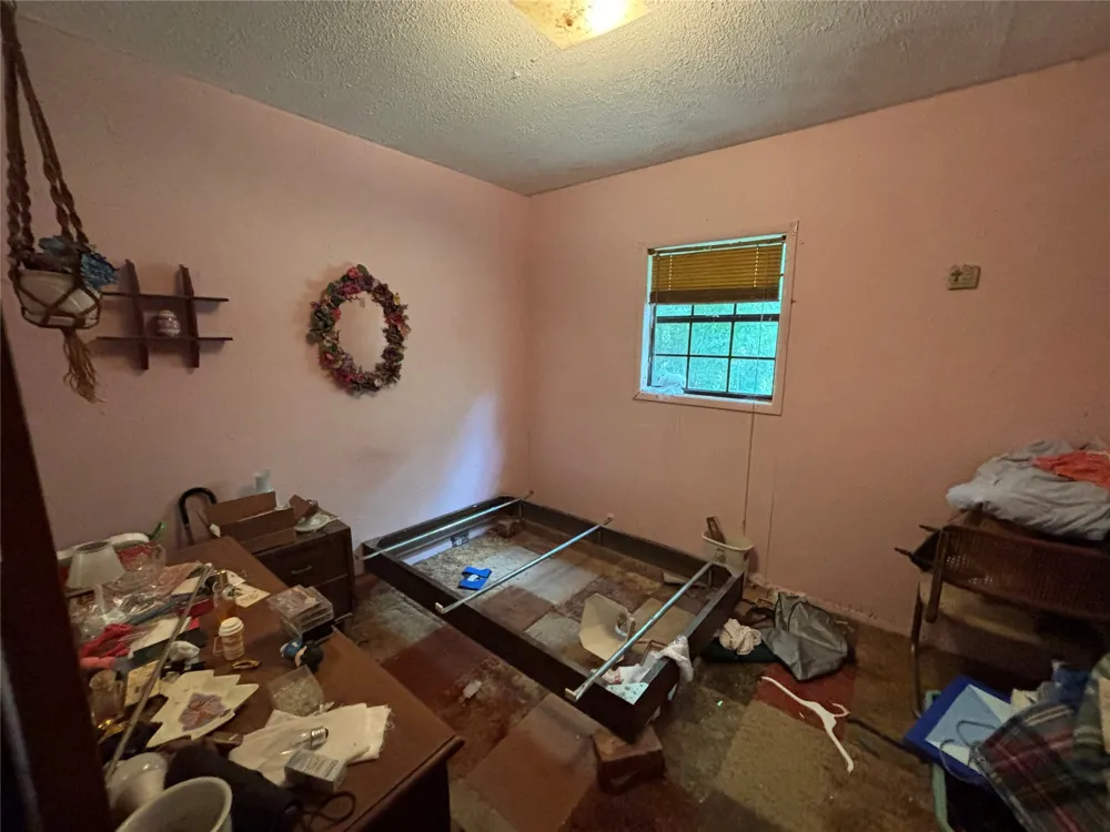 106 Russell Road Caddo, OK 74729