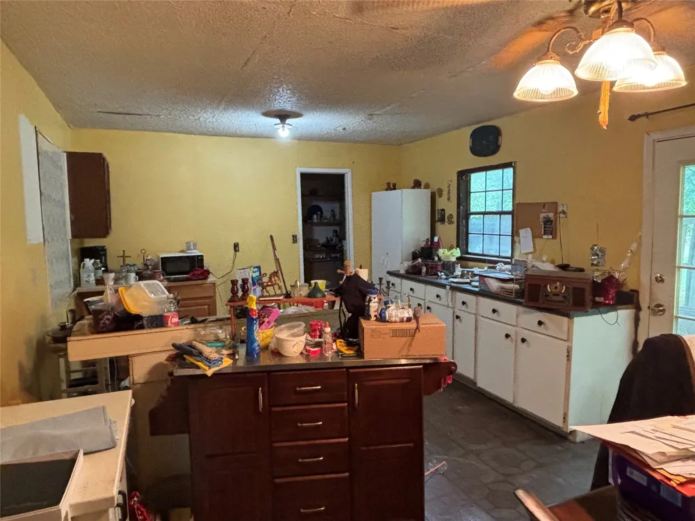 106 Russell Road Caddo, OK 74729
