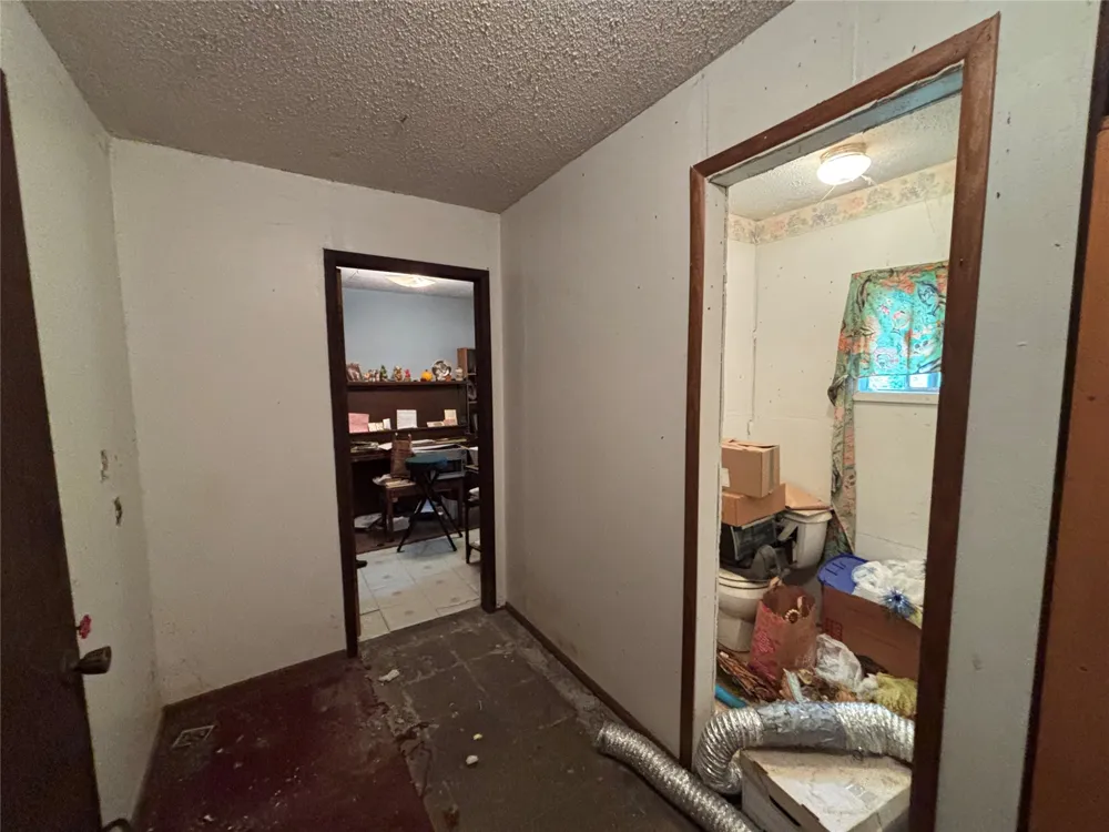 106 Russell Road Caddo, OK 74729