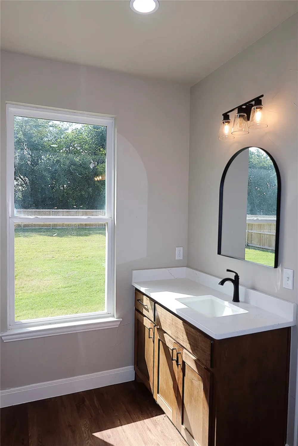 280 Sunset Way Mead, OK 73449