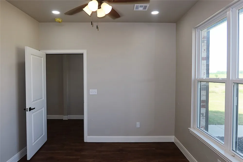 280 Sunset Way Mead, OK 73449
