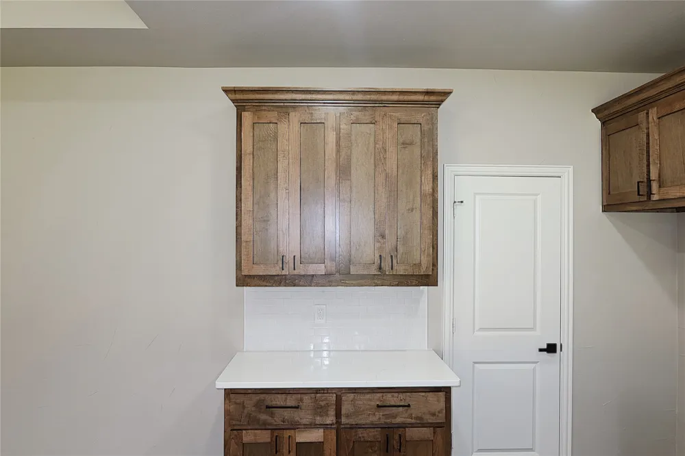 280 Sunset Way Mead, OK 73449