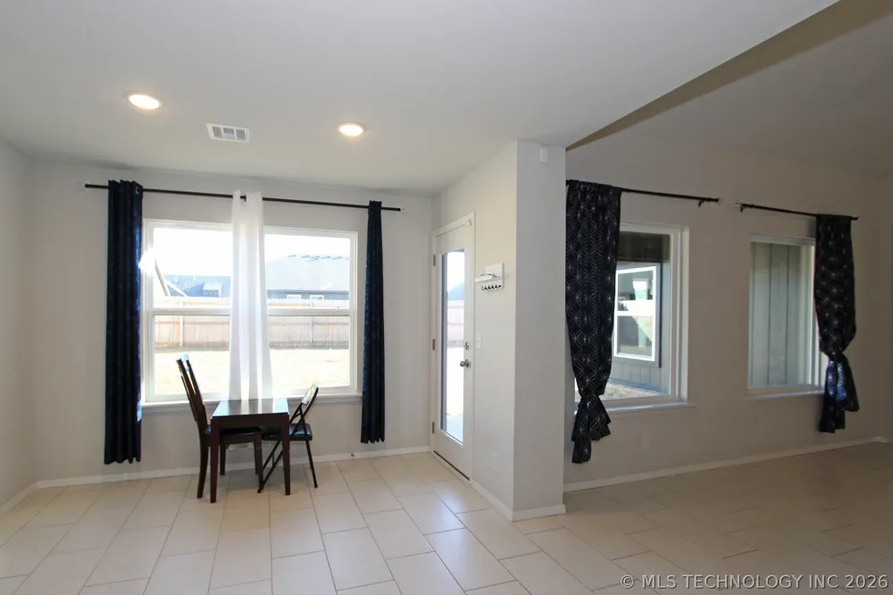 1664 E 138 STREET Sapulpa, OK 74066