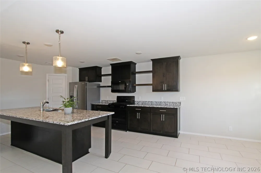 1664 E 138 STREET Sapulpa, OK 74066