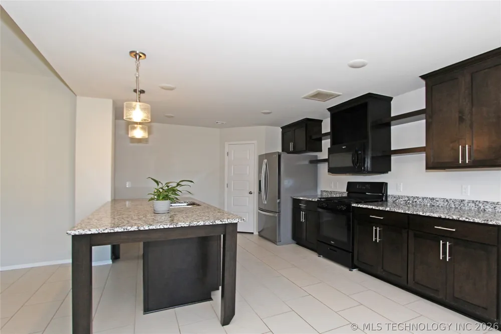 1664 E 138 STREET Sapulpa, OK 74066