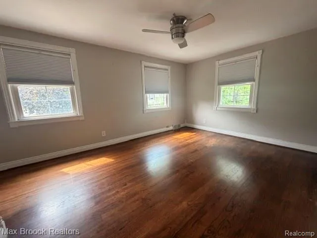1682 Graefield Road Birmingham City, MI 48009