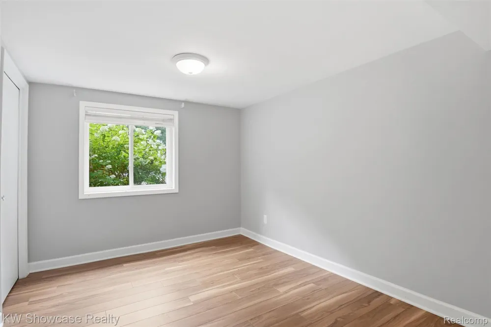 804 Bonita Drive White Lake Charter Township, MI 48383
