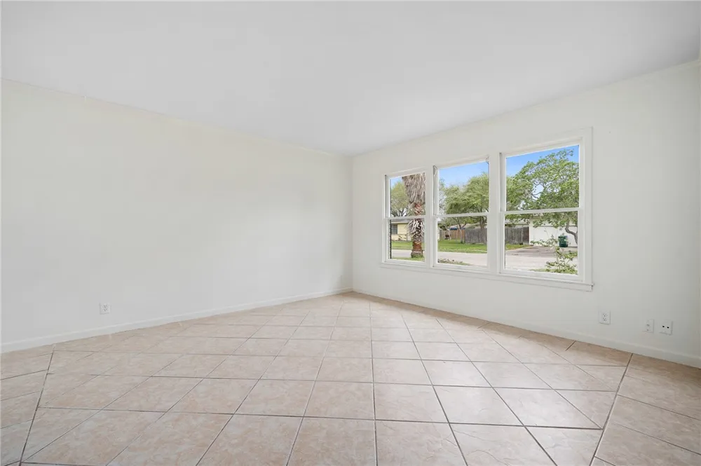 4837 Monette Drive Corpus Christi, TX 78412