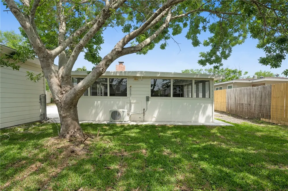 4837 Monette Drive Corpus Christi, TX 78412
