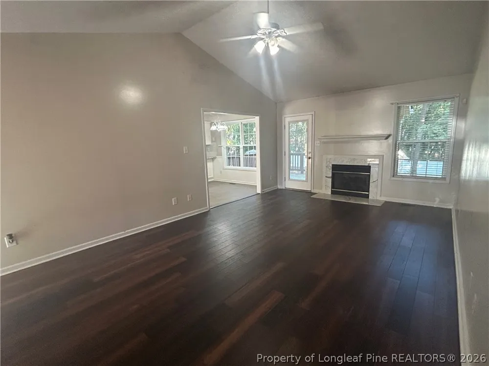 107 Jefferson Drive Raeford, NC 28376