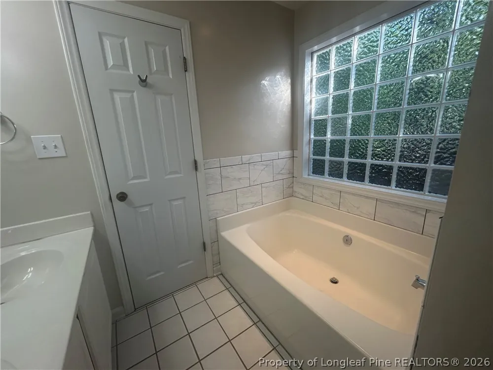 107 Jefferson Drive Raeford, NC 28376