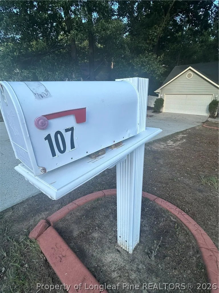 107 Jefferson Drive Raeford, NC 28376
